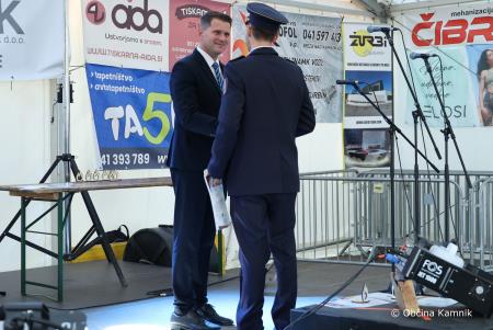 Slovesnost ob odprtju prizidka in prevzemu večnamenskega gasilskega vozila PGD Gozd (39)